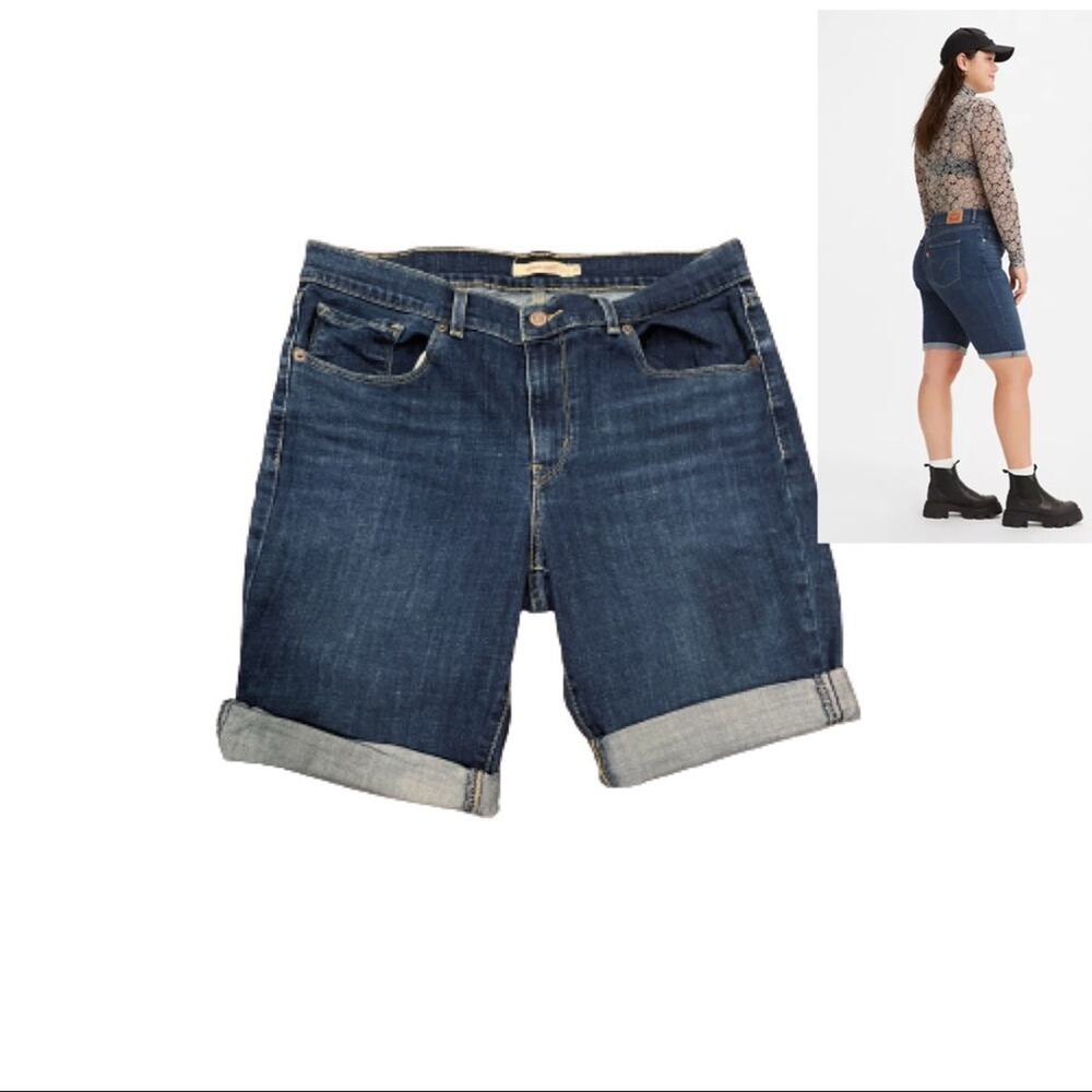 Levi’s Bernuda Shorts Midrise